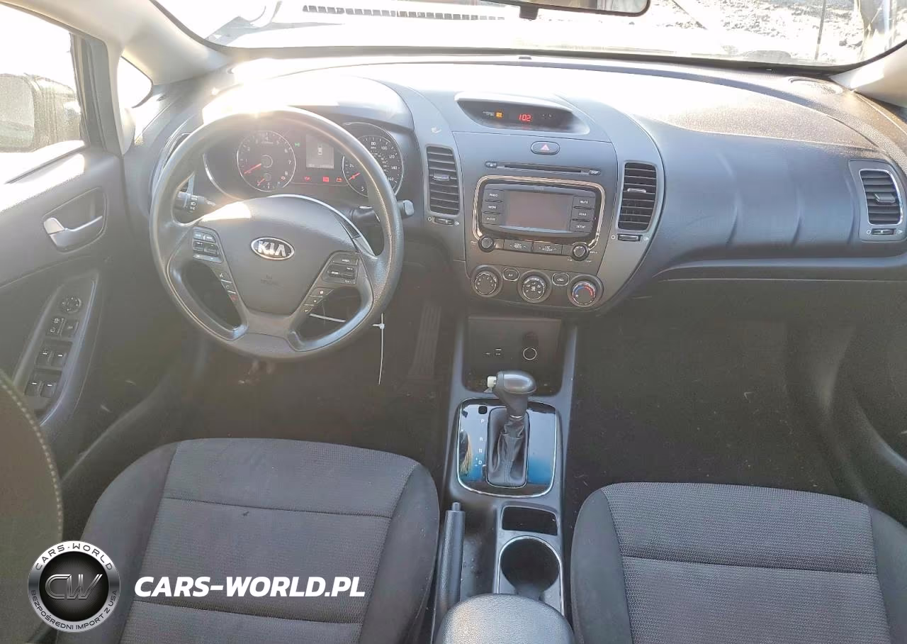 2018 Kia Forte Lx VIN:3KPFK4A75JE282460 - 8