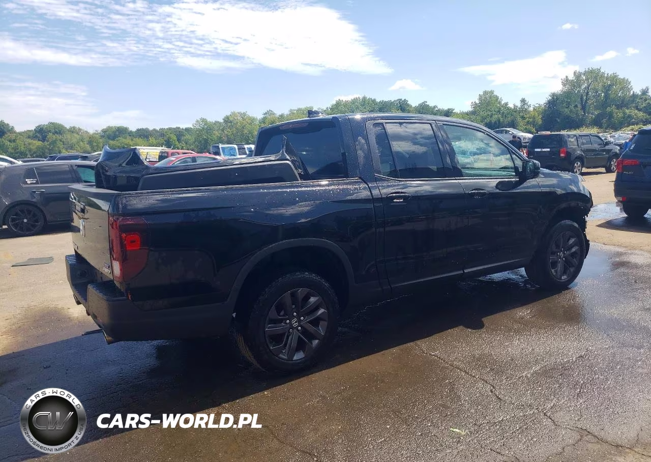 2023 Honda Ridgeline Sport VIN:5FPYK3F1XPB061227 - 3