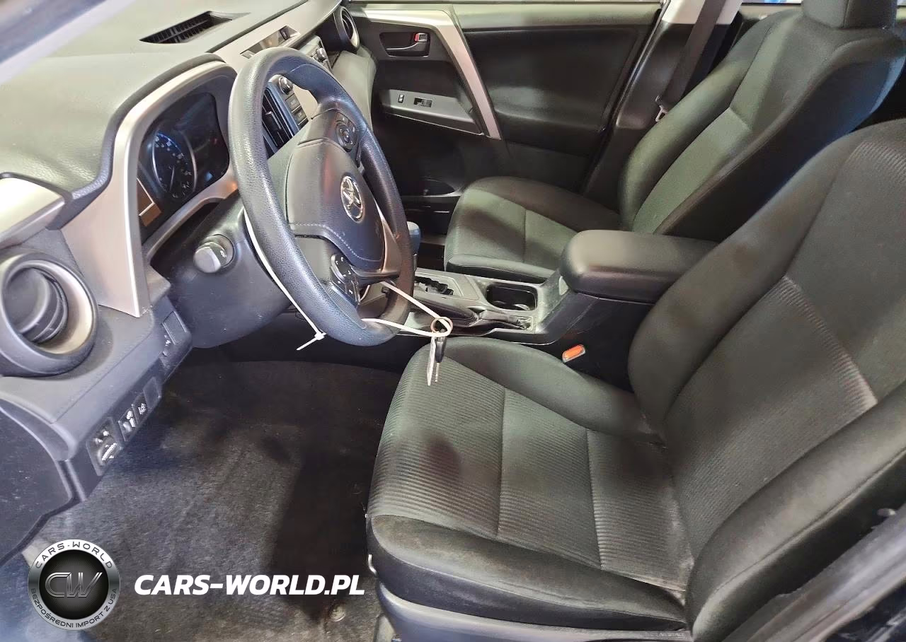 2018 Toyota Rav4 Le VIN:JTMBFREV1JJ219724 - 7