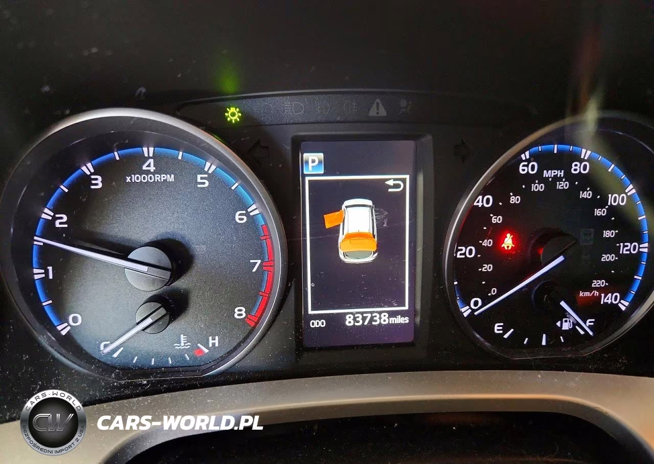 2018 Toyota Rav4 Le VIN:JTMBFREV1JJ219724 - 9