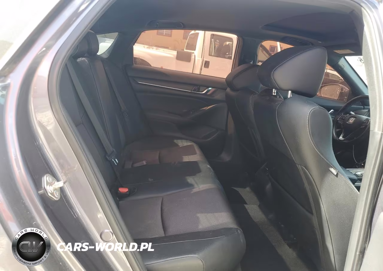 2018 Honda Accord Sport VIN:1HGCV2F39JA035404 - 10
