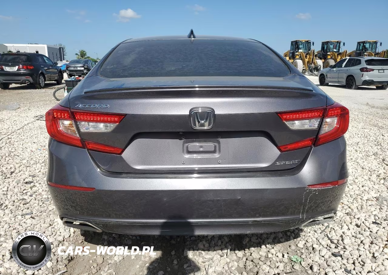 2018 Honda Accord Sport VIN:1HGCV2F39JA035404 - 6