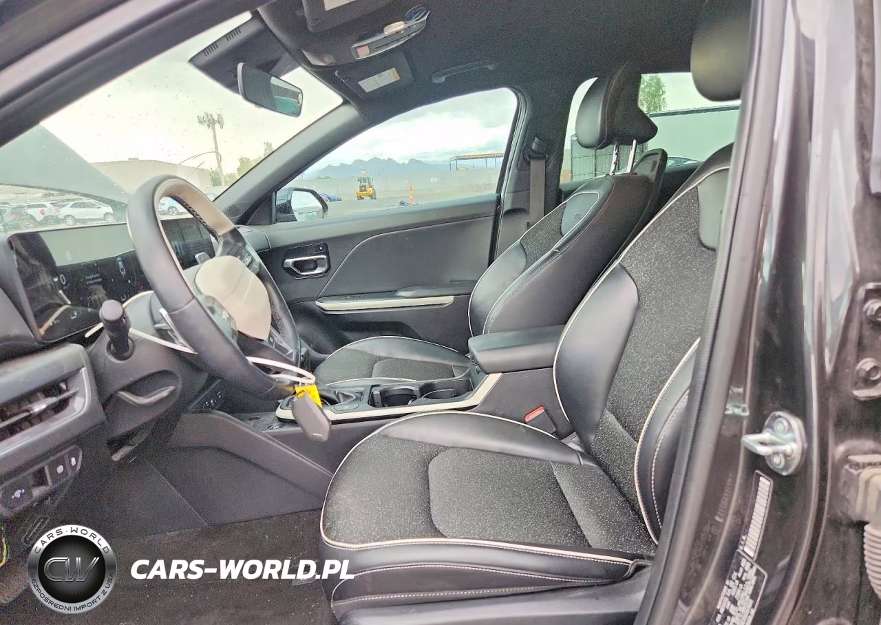 2025 Kia K4 Gt Line VIN:3KPFW4DE3SE057633 - 7
