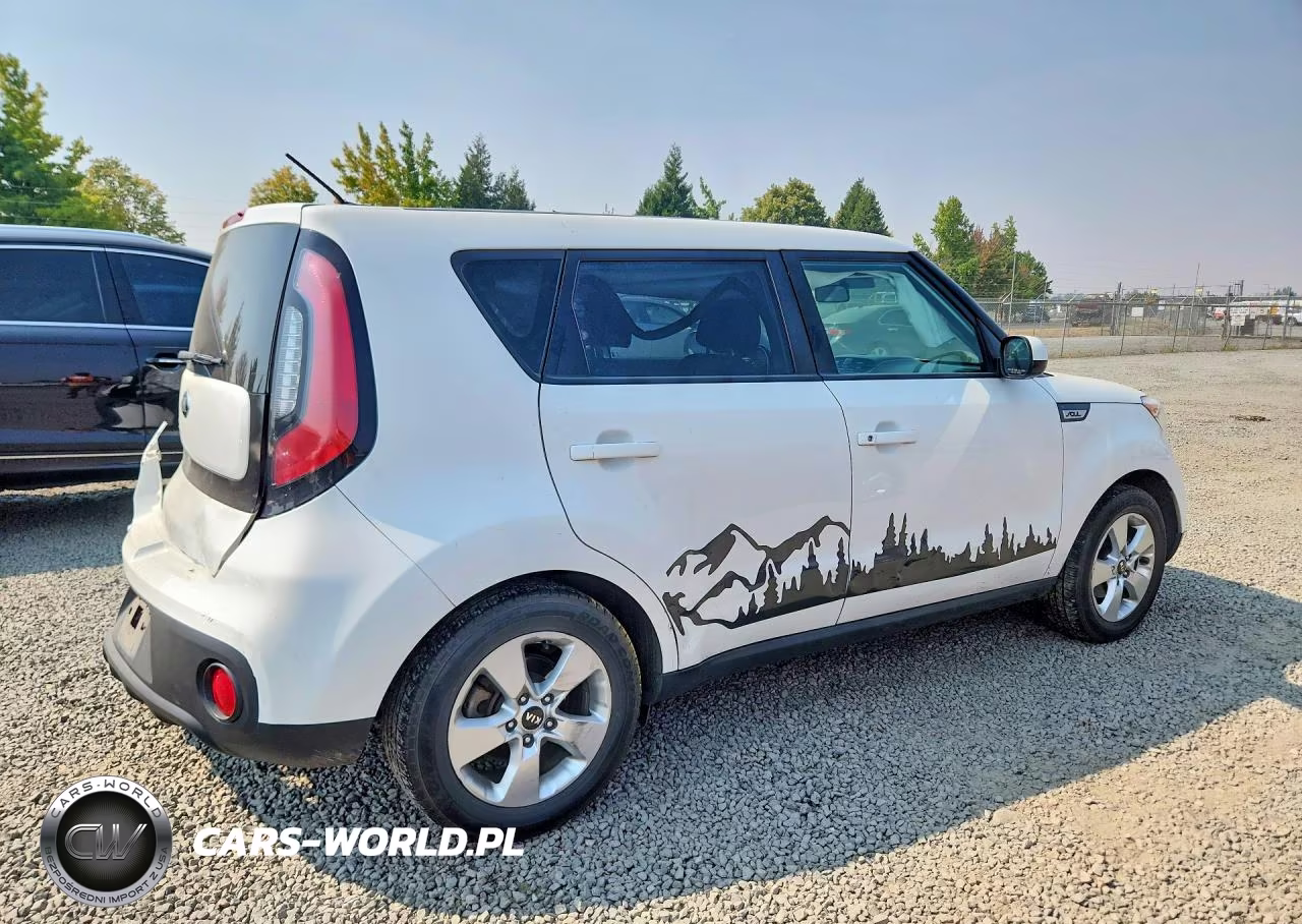 2018 Kia Soul Base VIN:KNDJN2A24J7562395 - 3