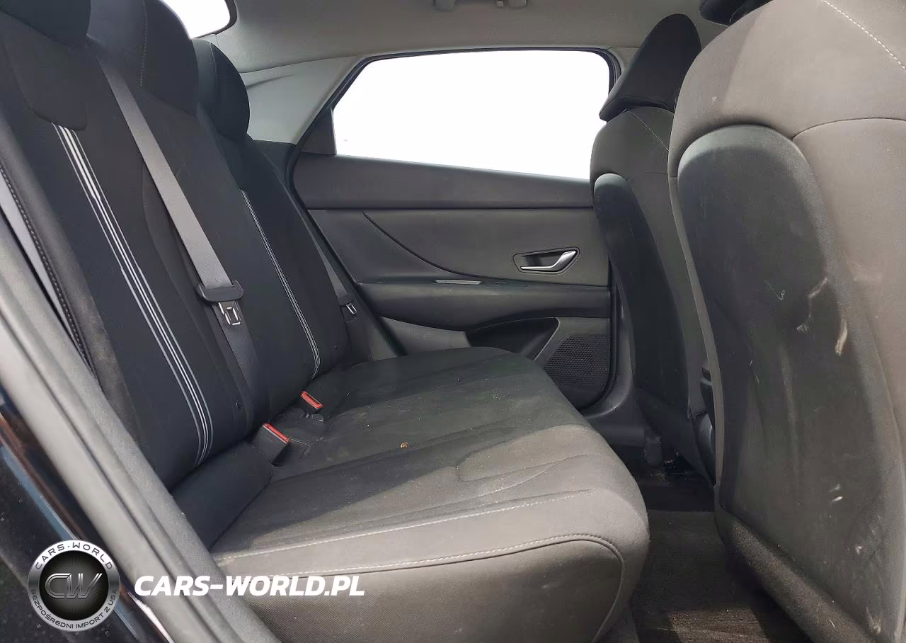 2022 Hyundai Elantra Sel VIN:KMHLM4AG4NU359464 - 10