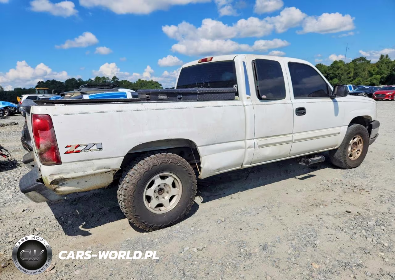 2003 Chevrolet Silverado K1500 VIN:1GCEK19T33E284038 - 3