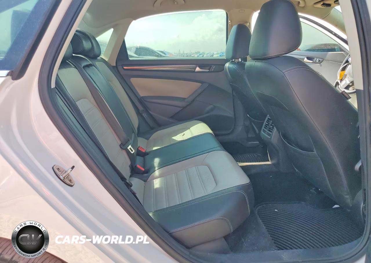 2015 Volkswagen Passat Se VIN:1VWBS7A37FC068174 - 10