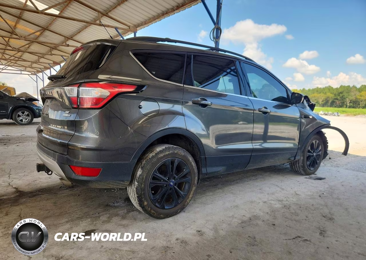 2018 Ford Escape Se VIN:1FMCU9GD4JUB03698 - 3