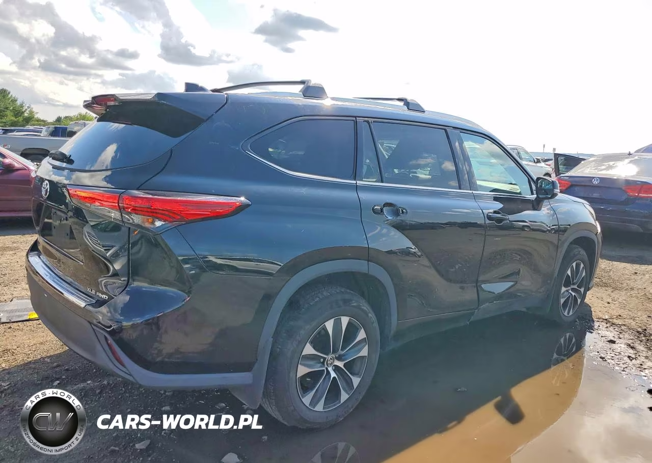 2020 Toyota Highlander Xle VIN:5TDGZRBH3LS000524 - 3