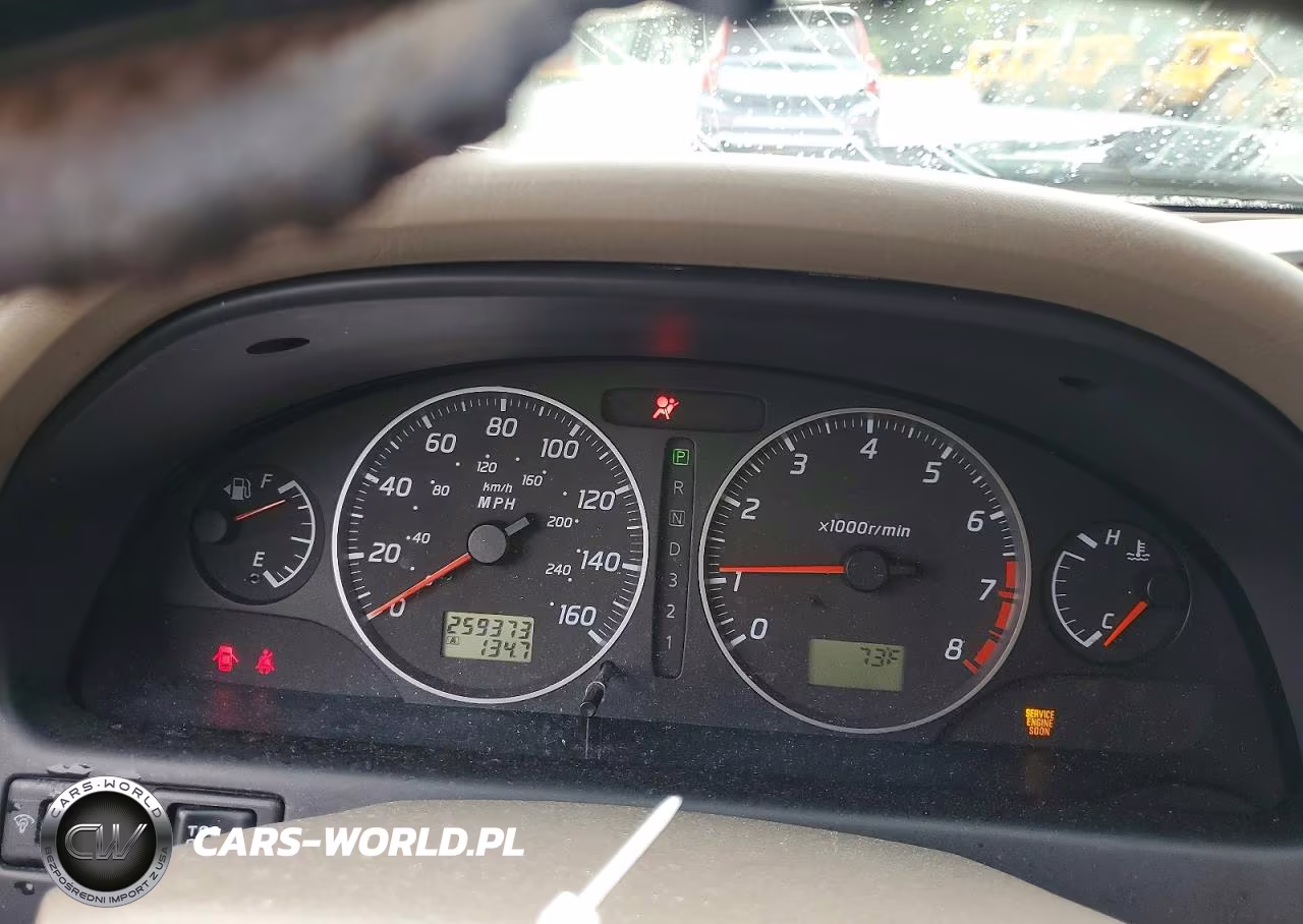 2003 Nissan Maxima Gxe VIN:JN1DA31A33T440792 - 9
