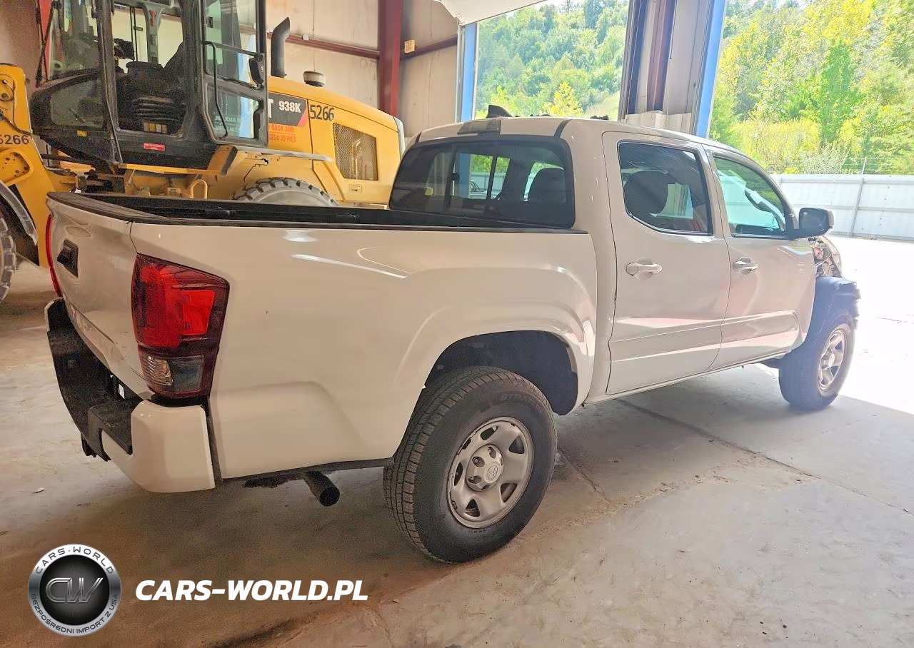 2023 Toyota Tacoma Sr V6 VIN:3TMCZ5AN2PM648991 - 3