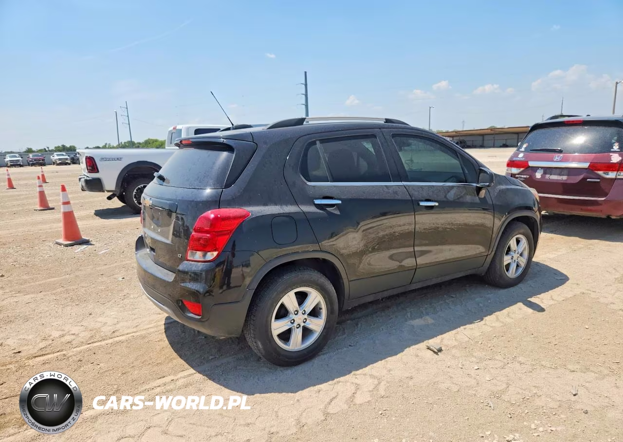 2019 Chevrolet Trax 1Lt VIN:KL7CJLSBXKB721490 - 3