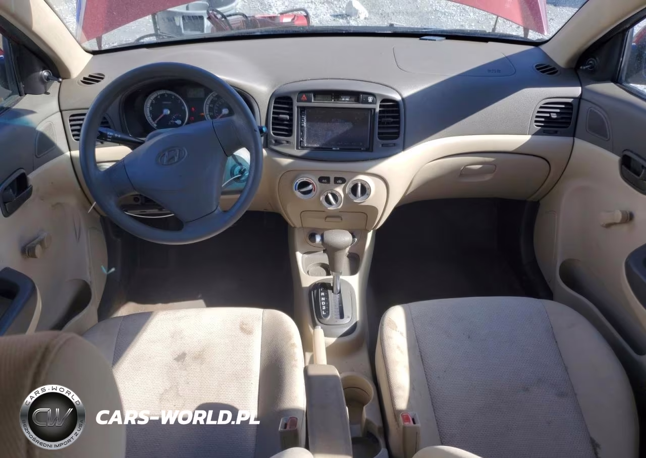 2008 Hyundai Accent Gls VIN:KMHCN46C28U275957 - 8