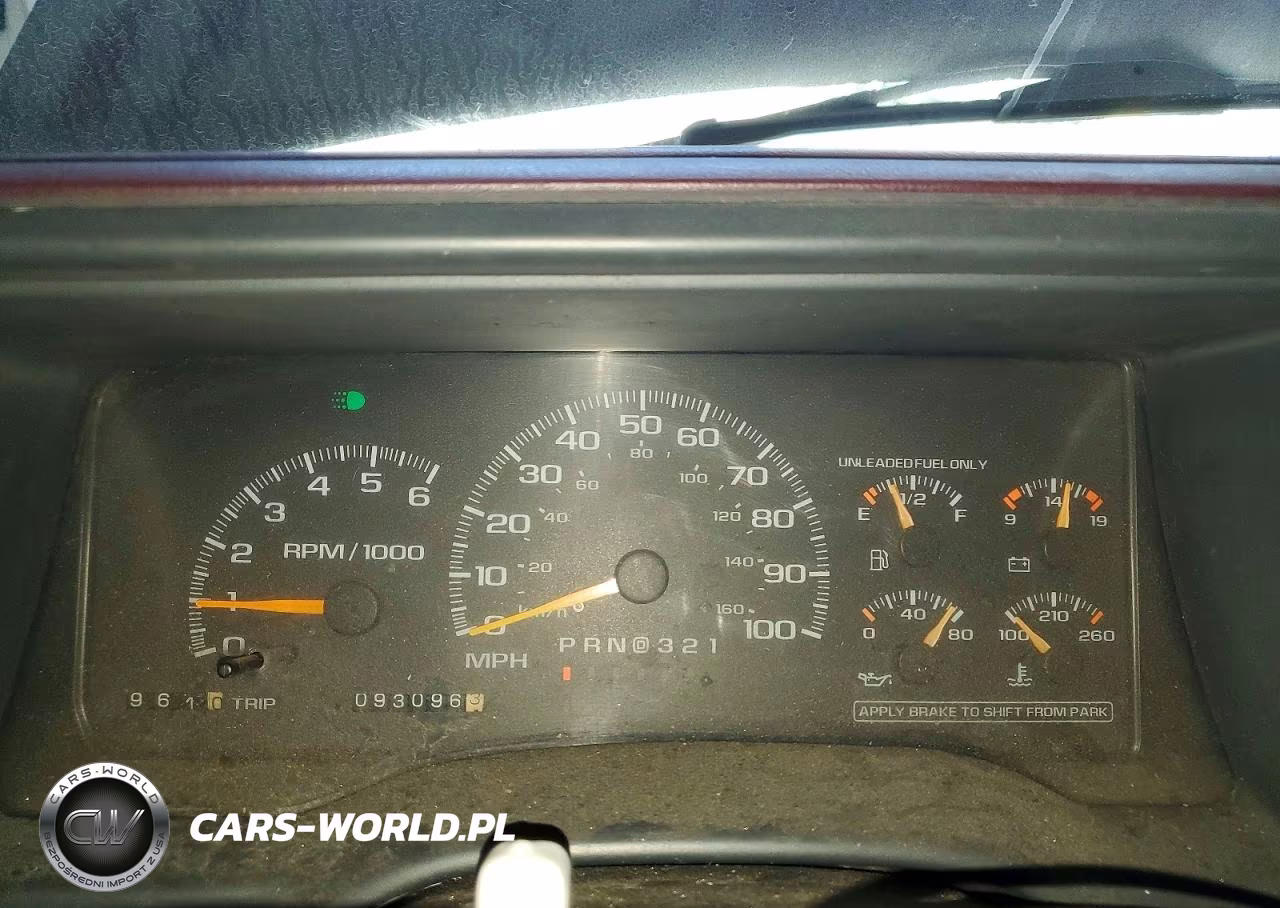 1999 Chevrolet Gmt-400 C3500 VIN:1GCHC33J6XF038033 - 9