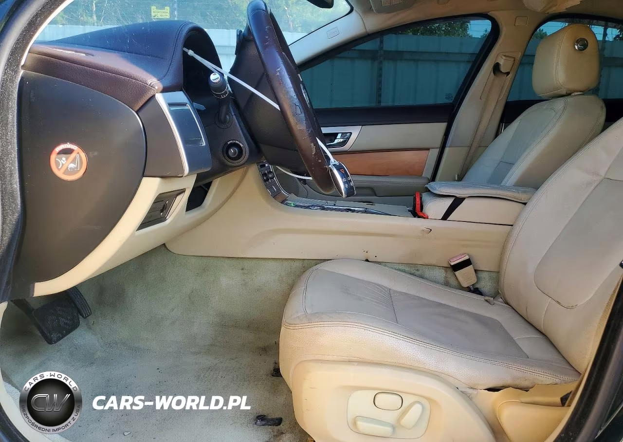 2010 Jaguar Xf Luxury VIN:SAJWA0FA5AHR54741 - 7