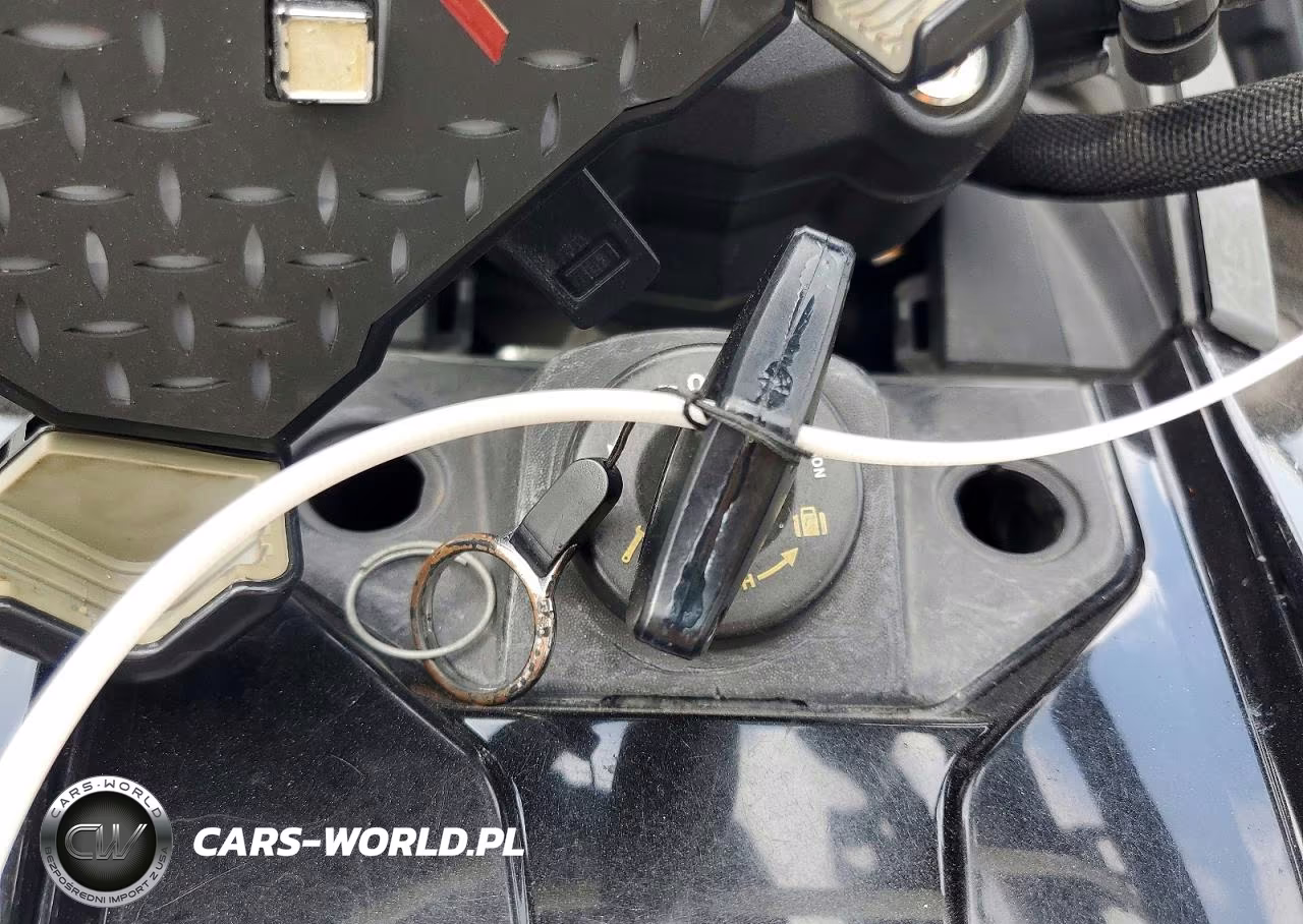 2019 Can-Am Spyder Roadster F3-S VIN:2BXRDDD21KV000135 - 8