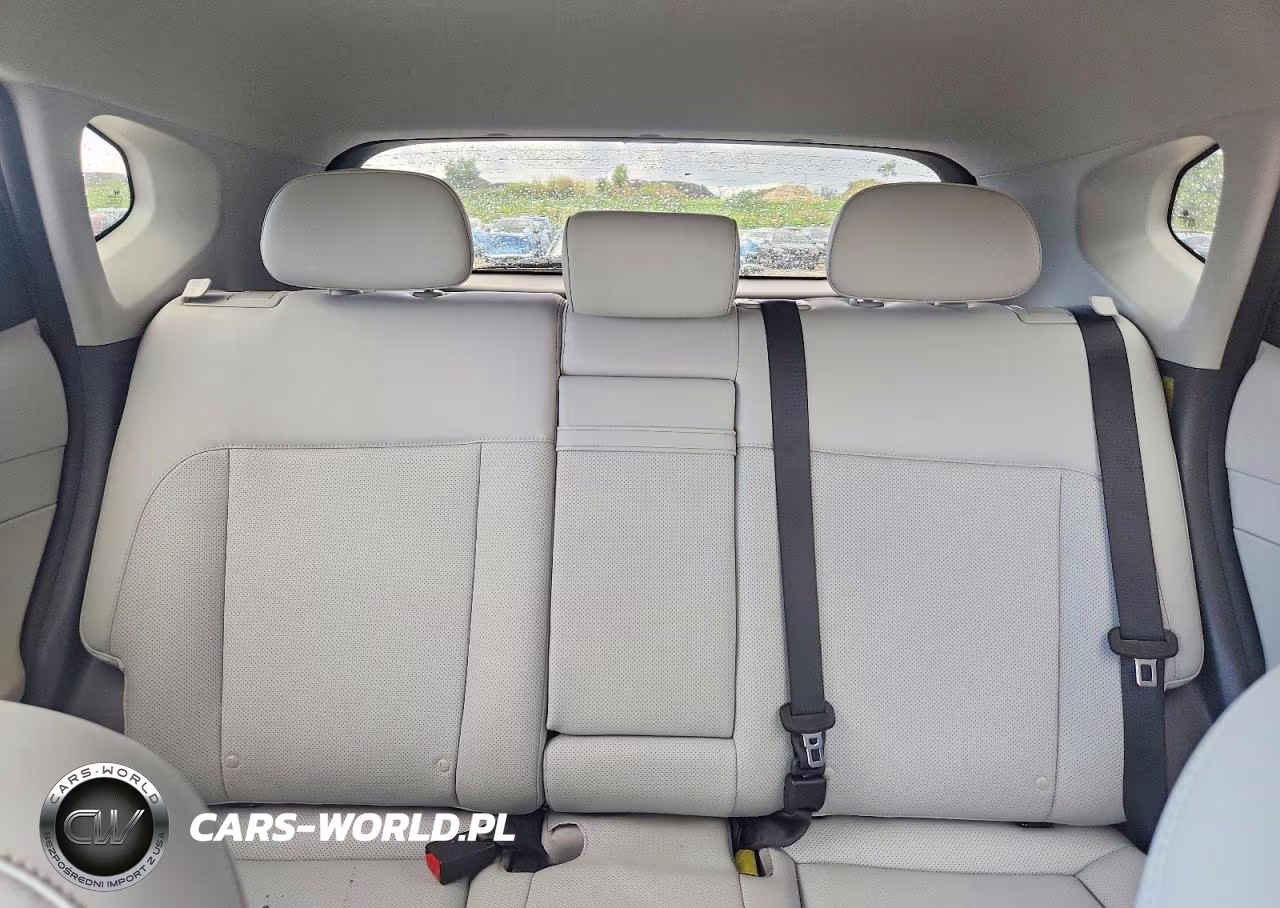 2026 Hyundai Kona Sel Premium VIN:KM8HD3A34TU366814 - 10