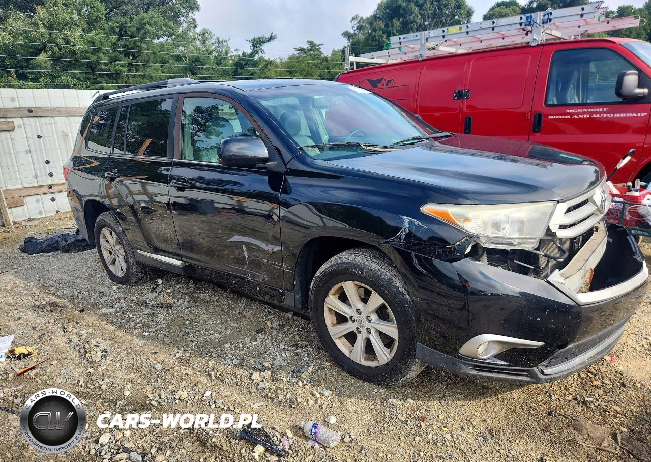 2013 Toyota Highlander Se VIN:5TDBK3EH2DS236686 - 4