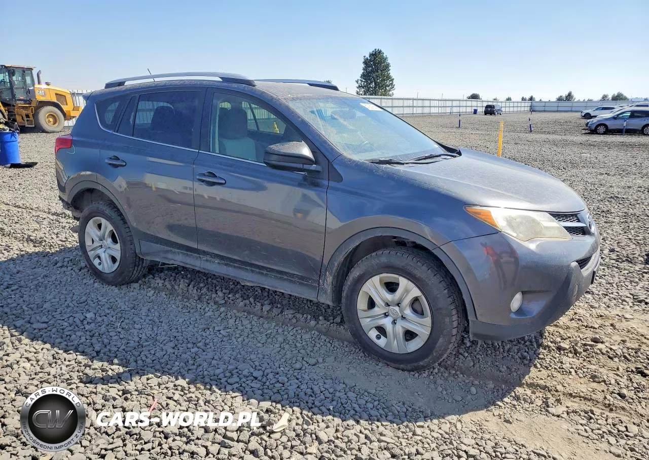 2015 Toyota Rav4 Le VIN:JTMBFREV1FD167677 - 4