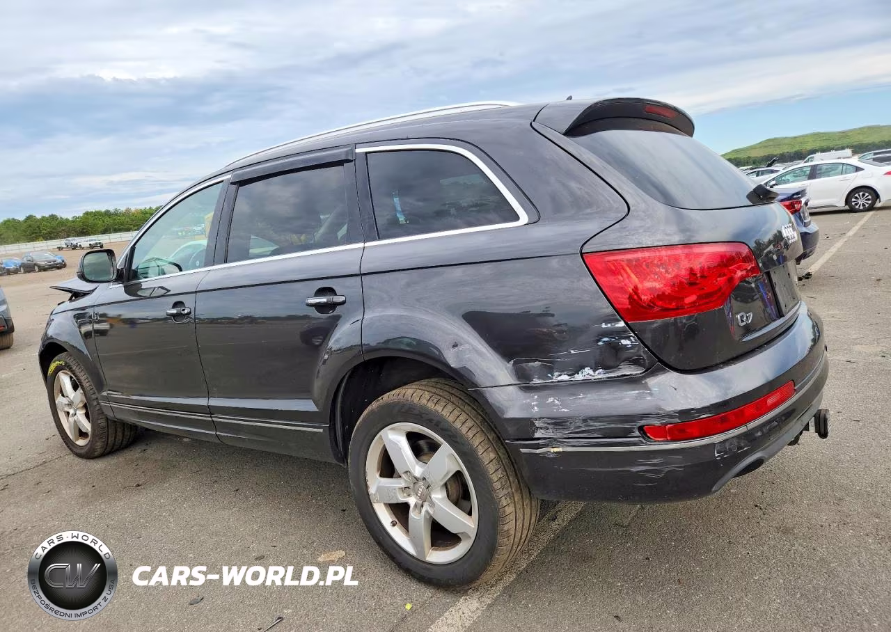 2015 Audi Q7 Premium Plus VIN:WA1LGAFE3FD012608 - 2