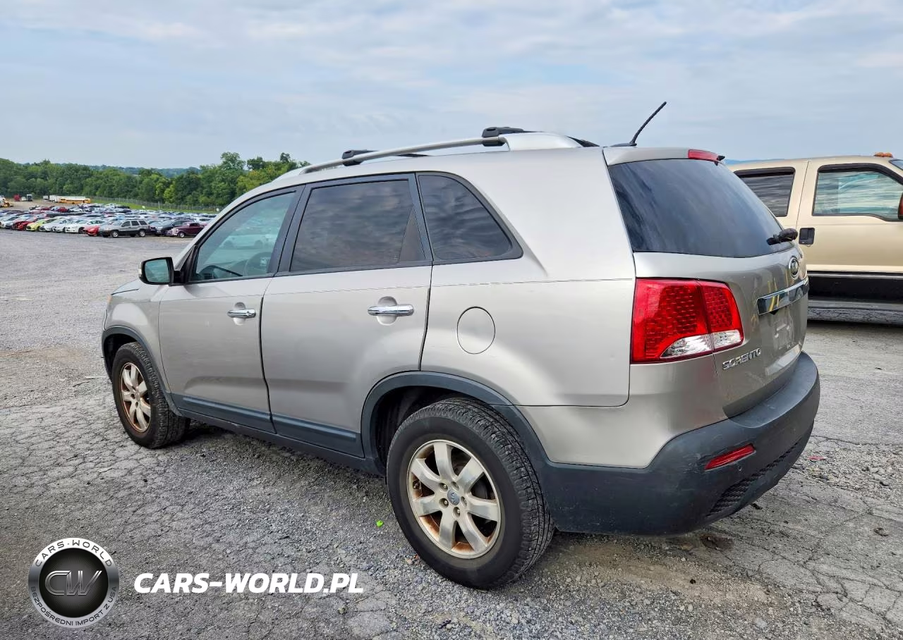 2013 Kia Sorento Lx VIN:5XYKT3A6XDG319751 - 2