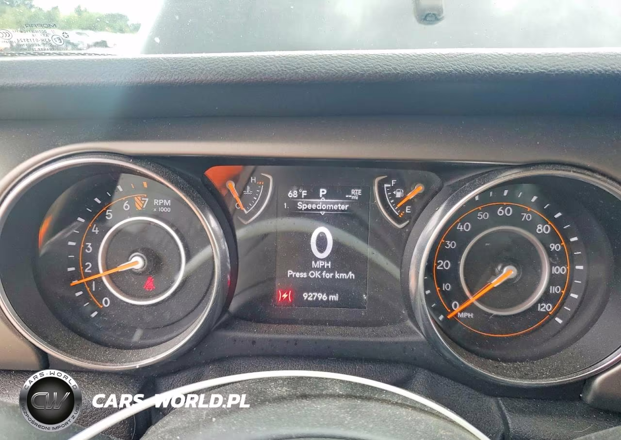 2019 Jeep Wrangler Unlimited Sport VIN:1C4HJXDG6KW555390 - 9