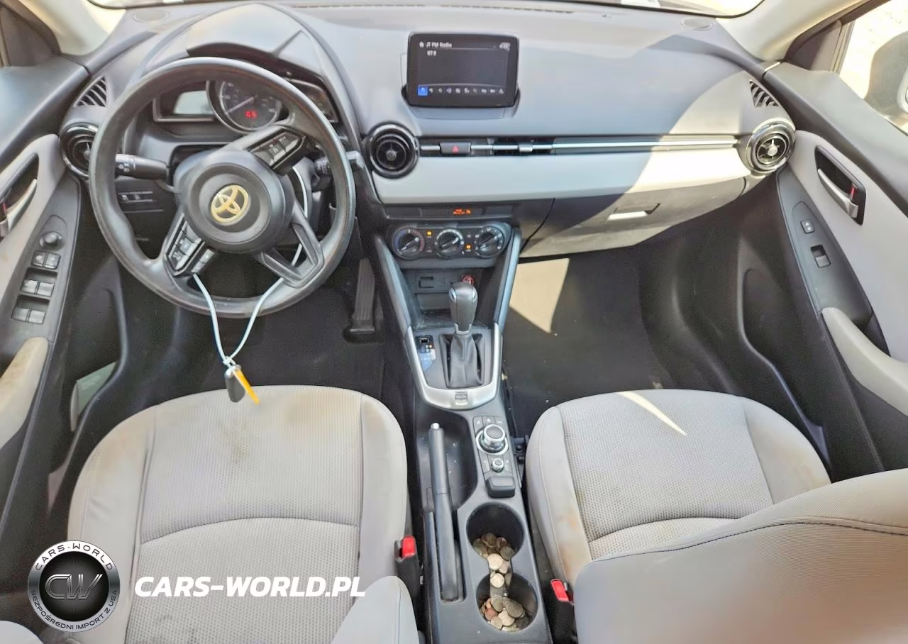 2019 Toyota Yaris L VIN:3MYDLBYV1KY528659 - 8