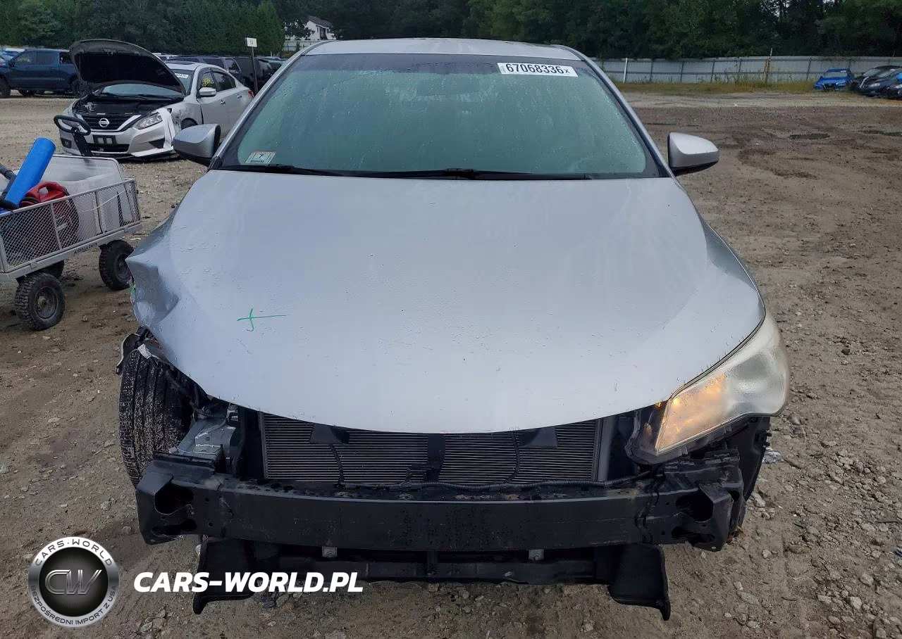 2017 Toyota Camry Le VIN:4T1BF1FK1HU433851 - 5