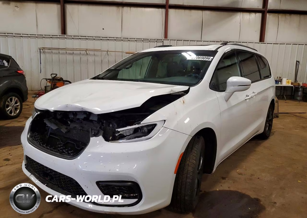 2021 Chrysler Pacifica Touring L