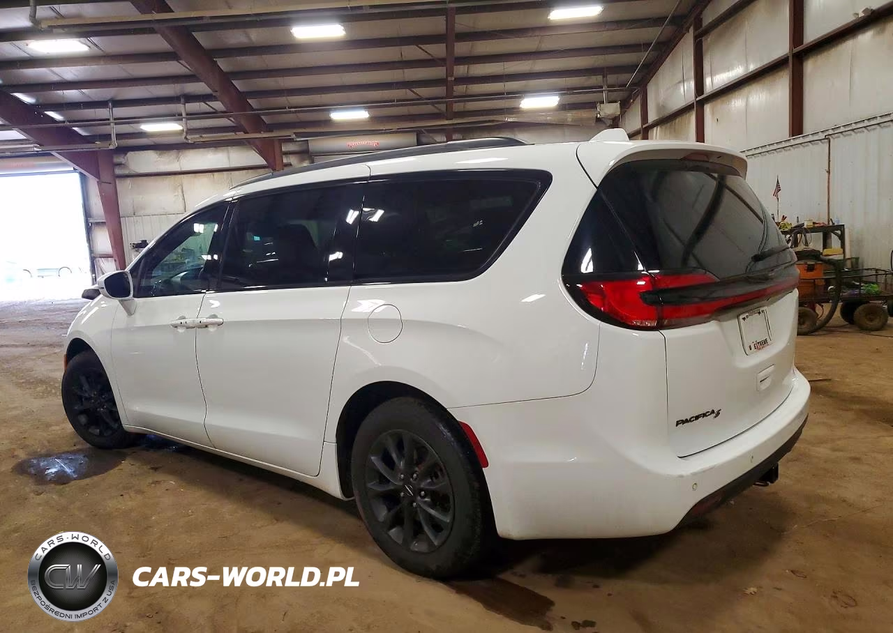 2021 Chrysler Pacifica Touring L VIN:2C4RC1BG7MR567848 - 2