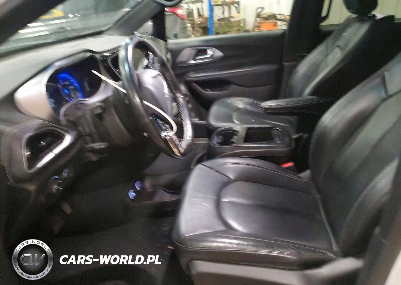 2021 Chrysler Pacifica Touring L VIN:2C4RC1BG7MR567848 - 7