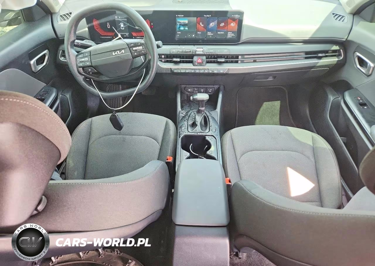 2025 Kia K4 Lxs VIN:3KPFT4DE6SE117378 - 8