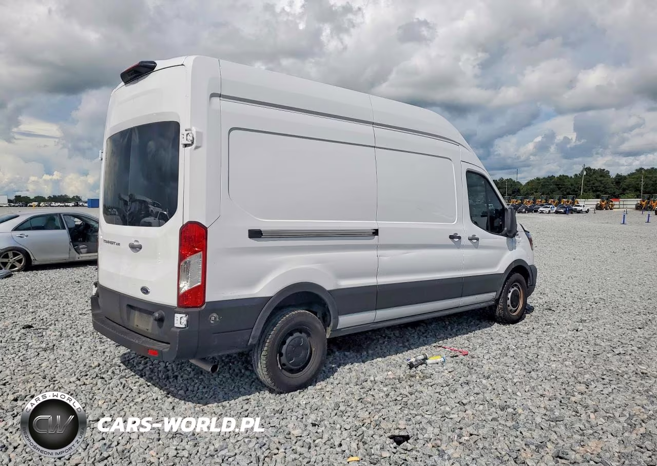 2024 Ford Transit T-250 VIN:1FTBR1X80RKB32614 - 3