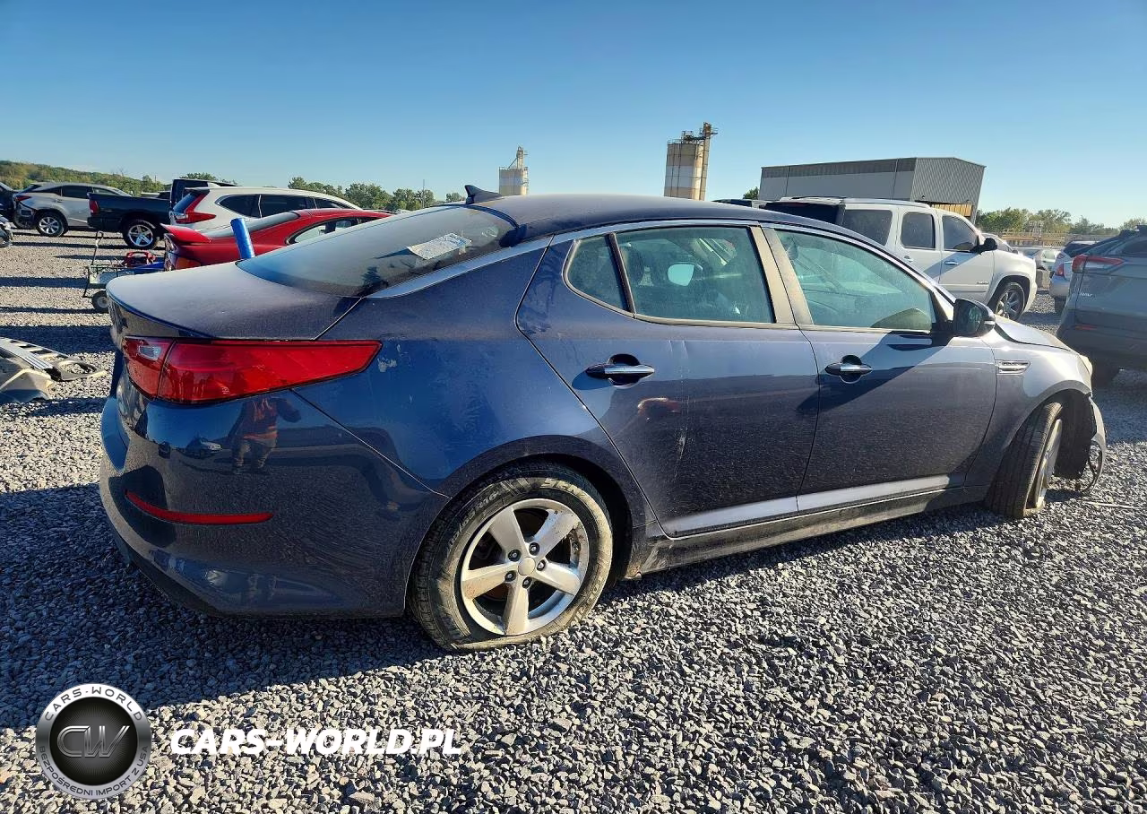 2015 Kia Optima Lx VIN:5XXGM4A72FG479924 - 3