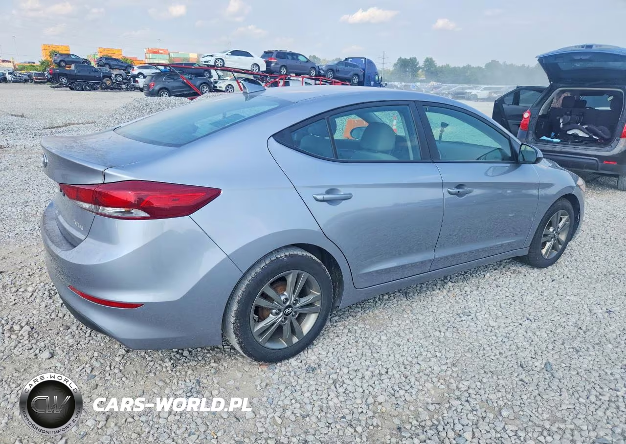2017 Hyundai Elantra Se VIN:5NPD84LFXHH030798 - 3