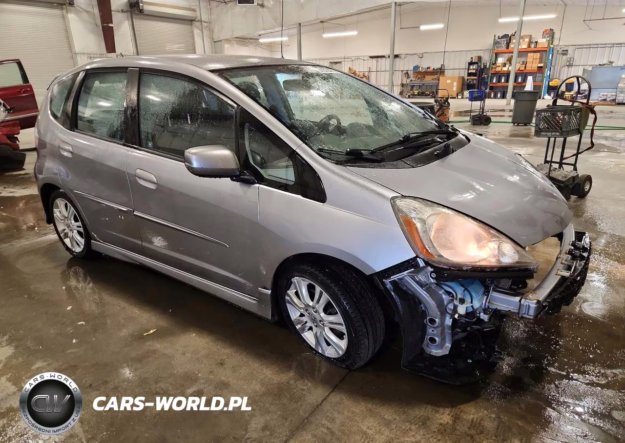 2009 Honda Fit Sport VIN:JHMGE88699S020514 - 4