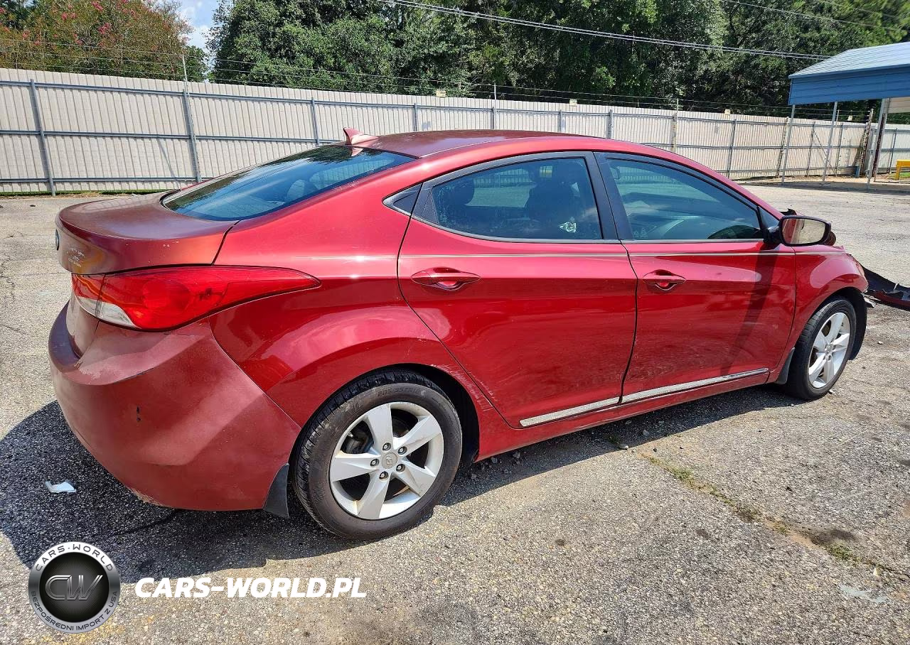 2013 Hyundai Elantra Gls VIN:5NPDH4AE3DH390824 - 3
