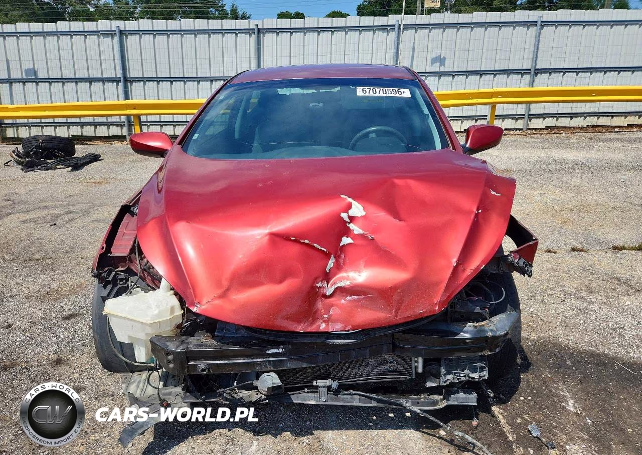 2013 Hyundai Elantra Gls VIN:5NPDH4AE3DH390824 - 5