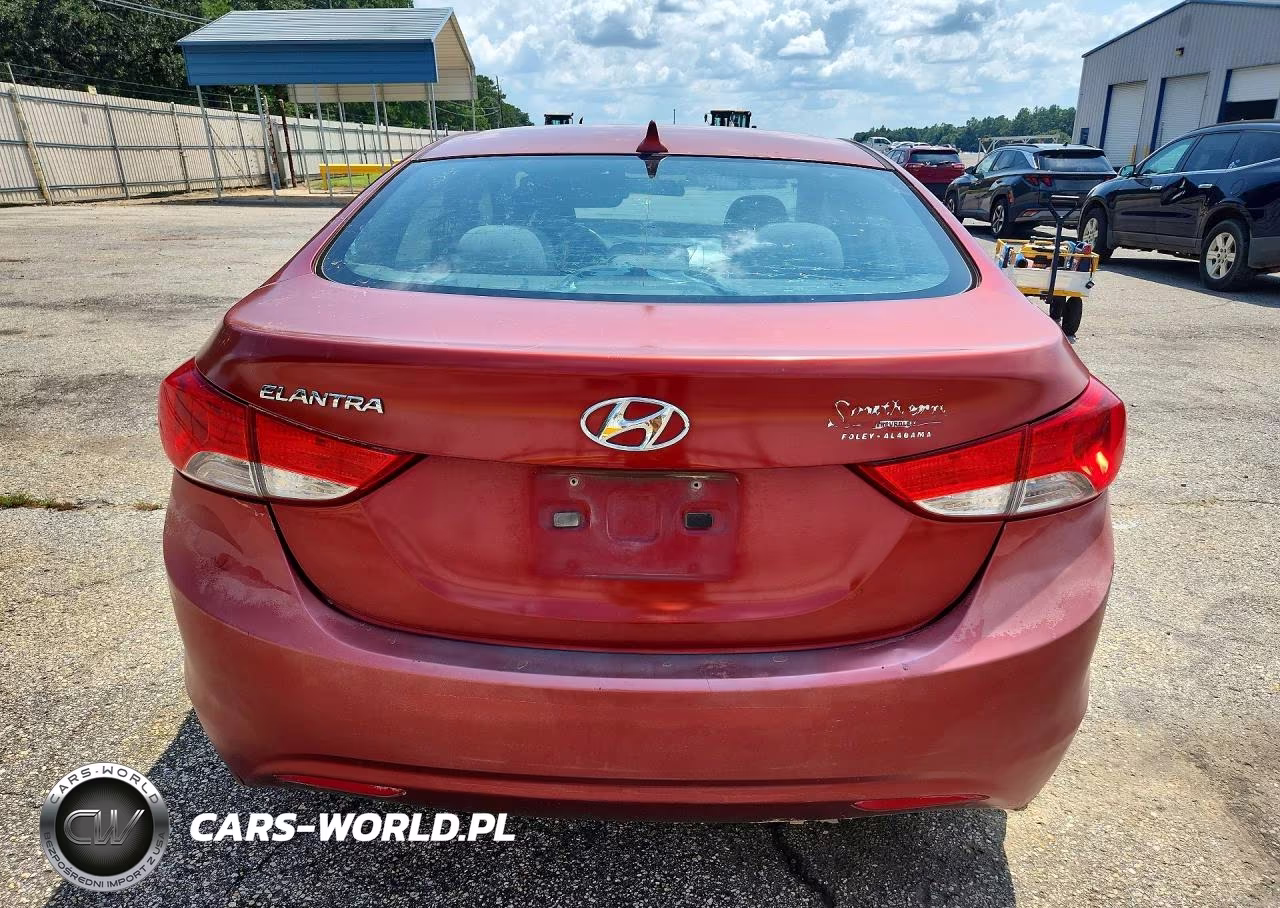 2013 Hyundai Elantra Gls VIN:5NPDH4AE3DH390824 - 6