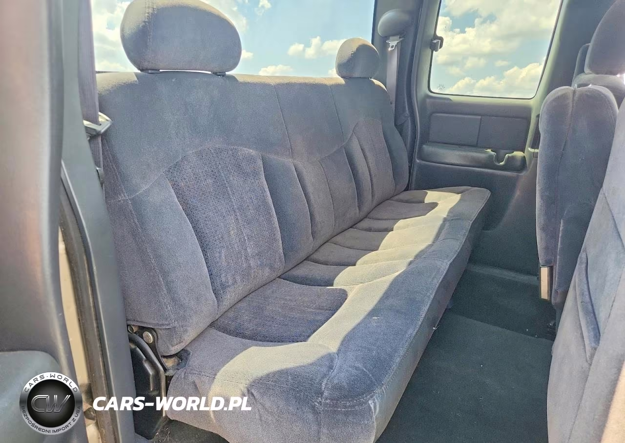 2000 Chevrolet Silverado K1500 VIN:1GCEK19T6YZ300538 - 10