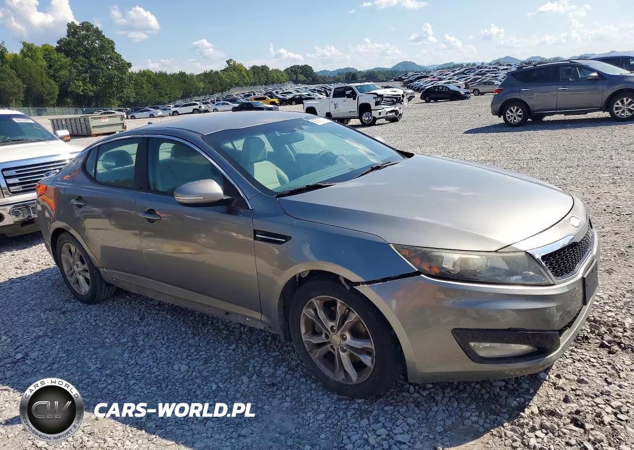 2013 Kia Optima Lx VIN:5XXGM4A74DG206853 - 4
