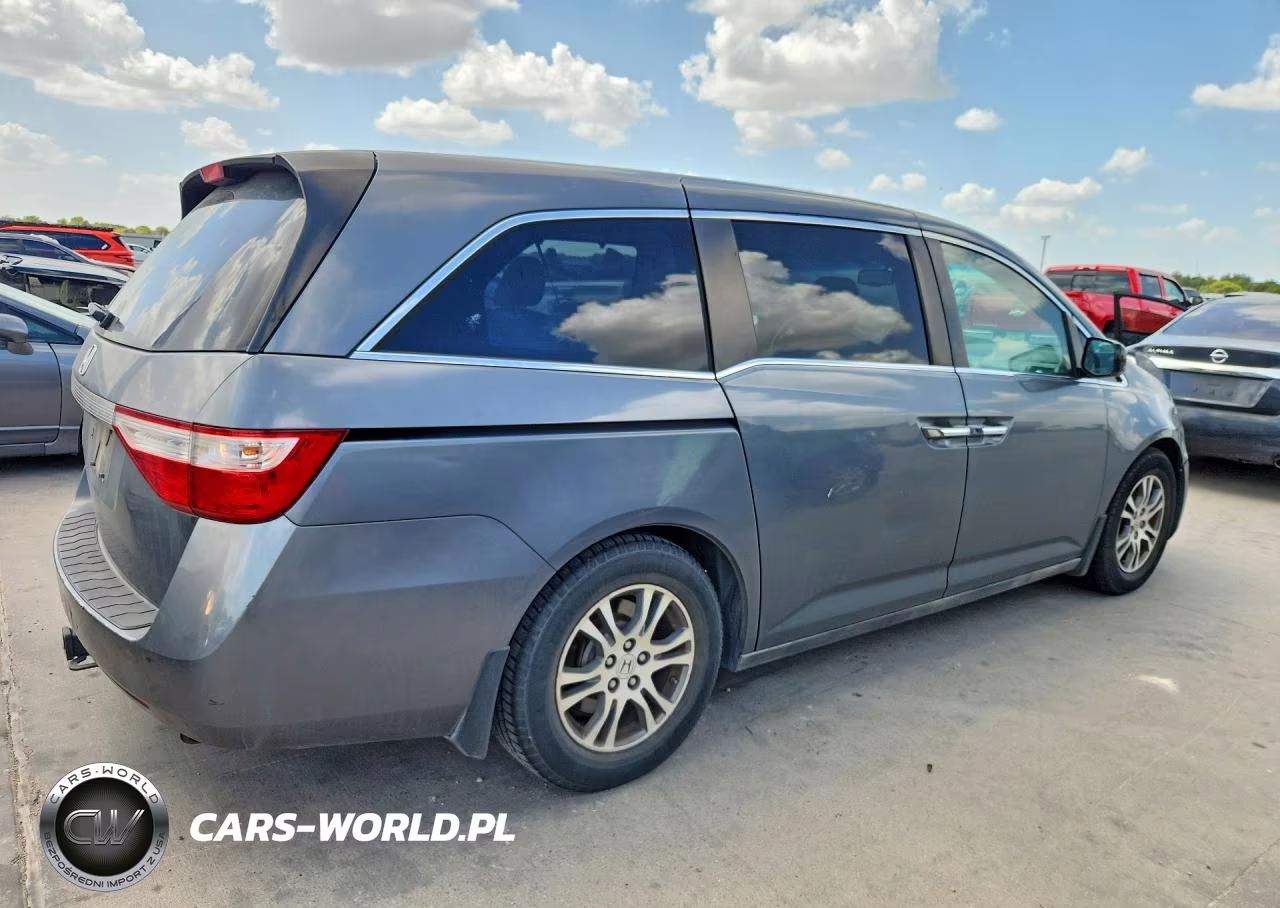 2011 Honda Odyssey Exl VIN:5FNRL5H64BB065930 - 3