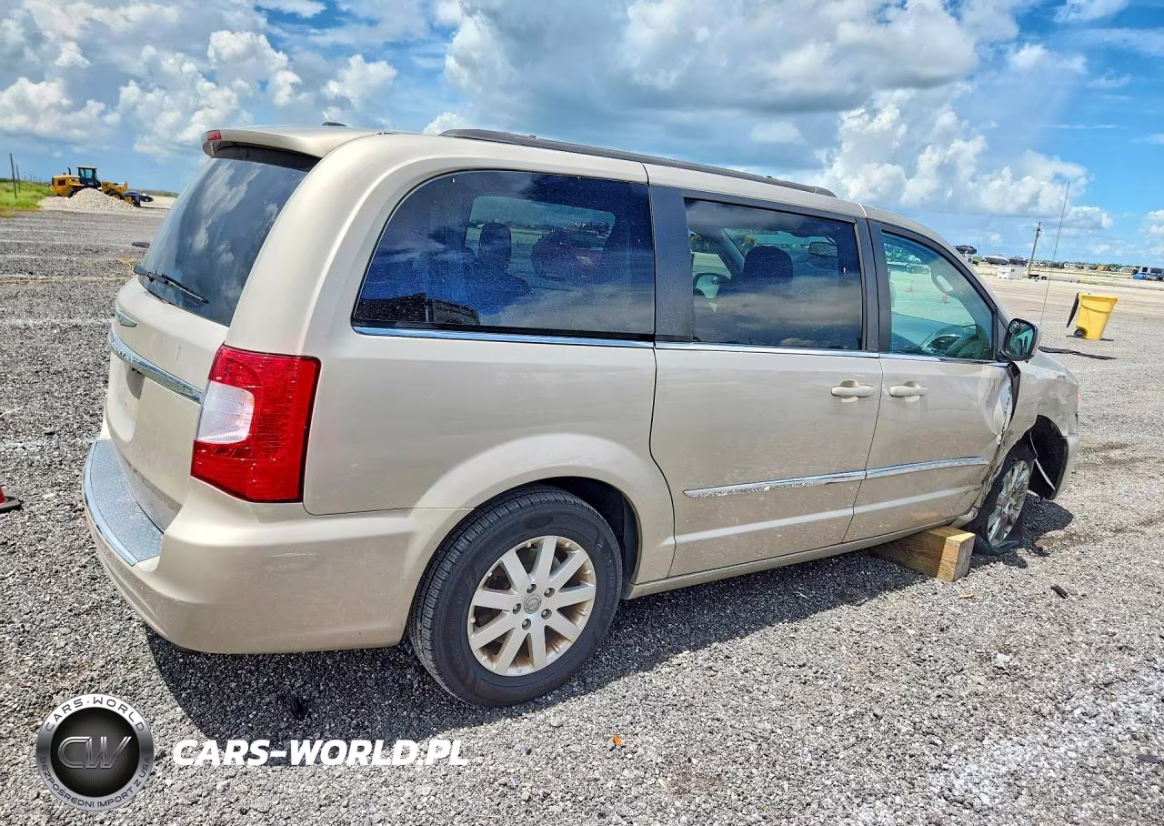 2013 Chrysler Town & Country Touring VIN:2C4RC1BG8DR620265 - 3