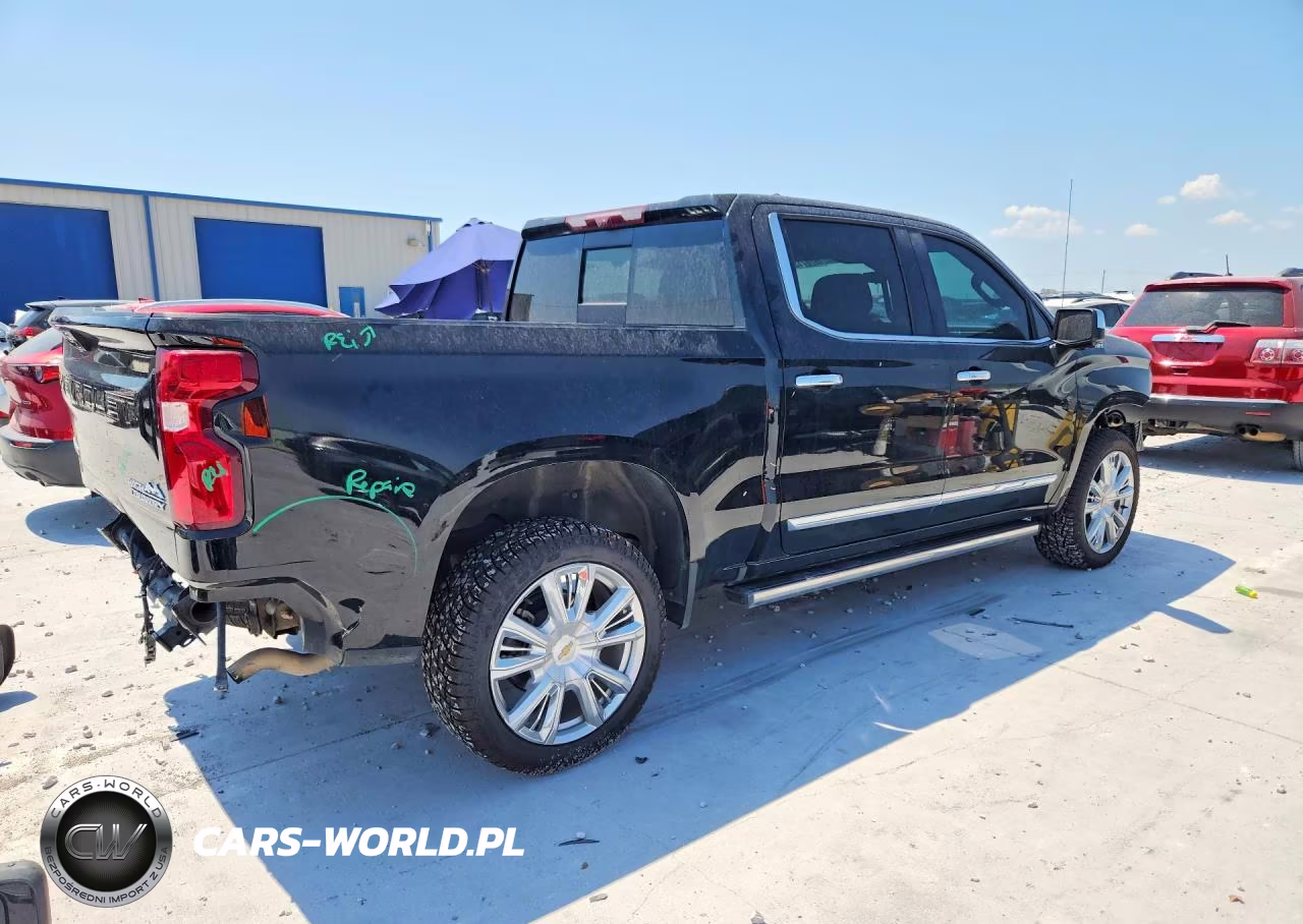 2023 Chevrolet Silverado K1500 High Country VIN:1GCUDJEL4PZ155767 - 3