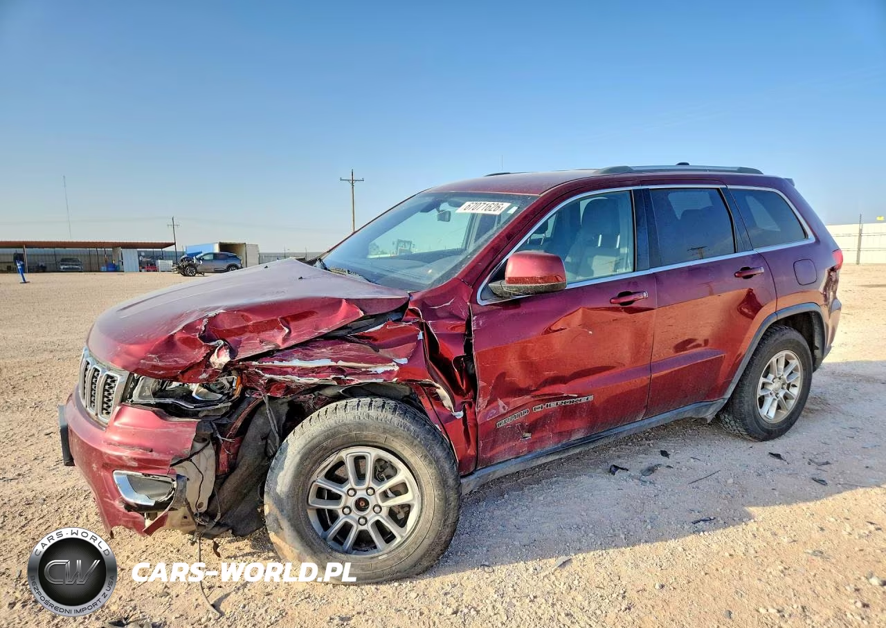 2018 Jeep Grand Cherokee Laredo VIN:1C4RJFAG4JC432173 - 1