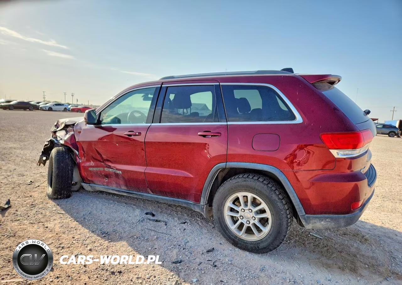 2018 Jeep Grand Cherokee Laredo VIN:1C4RJFAG4JC432173 - 2