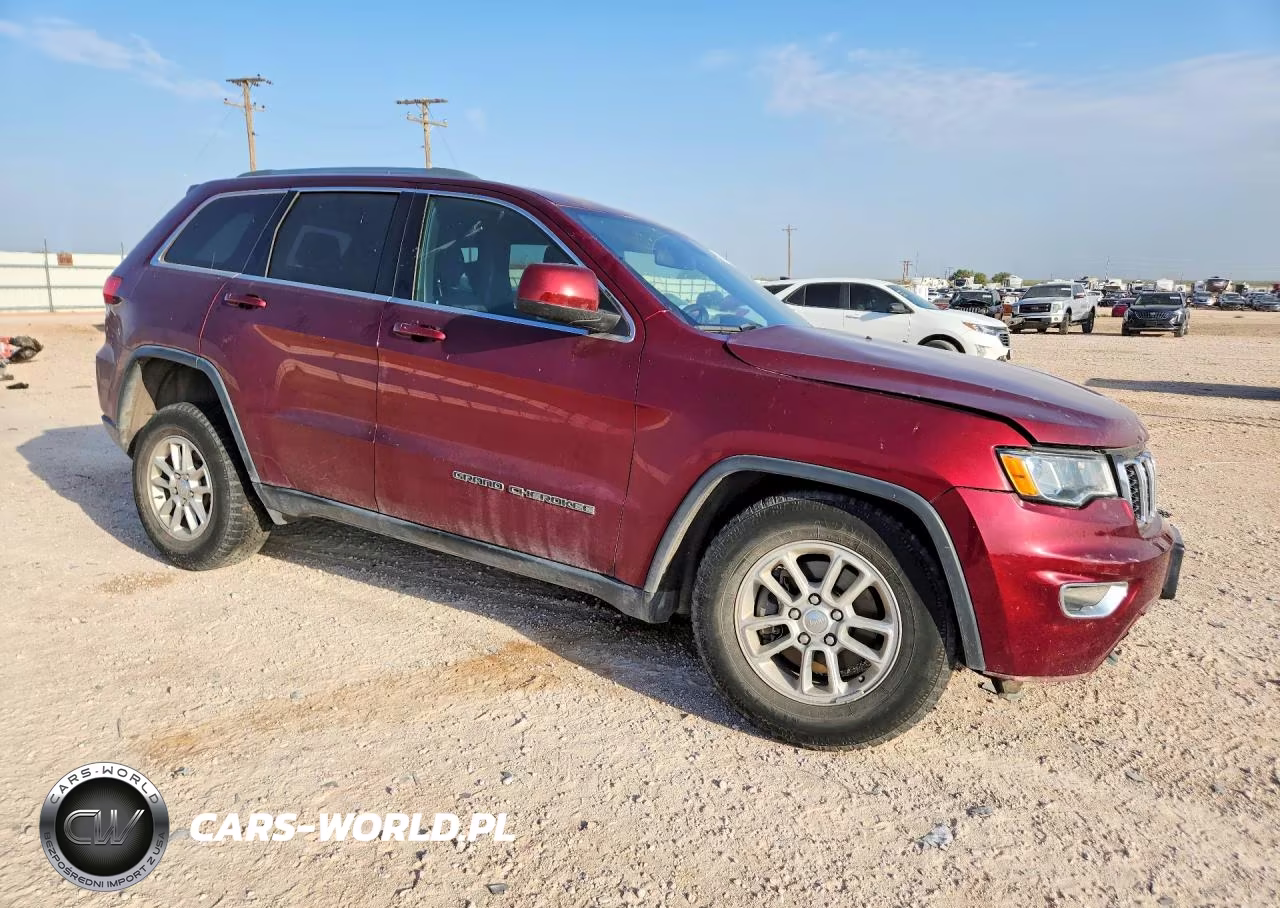 2018 Jeep Grand Cherokee Laredo VIN:1C4RJFAG4JC432173 - 4