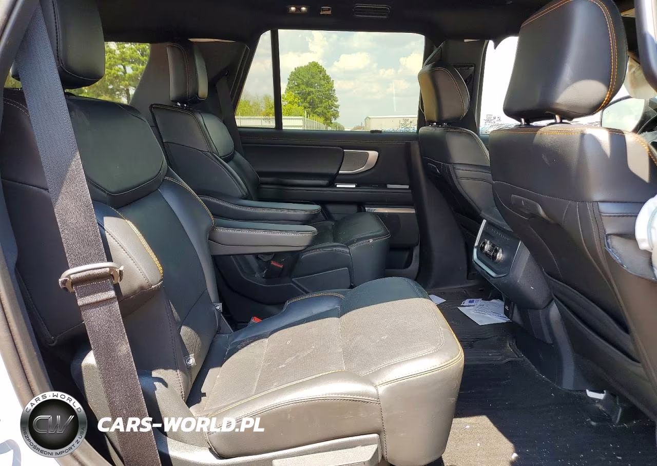 2025 Ford Expedition Tremor VIN:1FMJU1RG3SEA04639 - 11