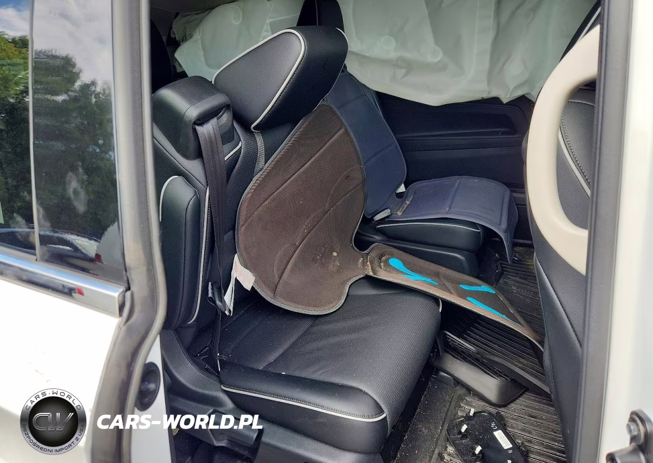 2025 Honda Odyssey Elite VIN:5FNRL6H93SB005735 - 11