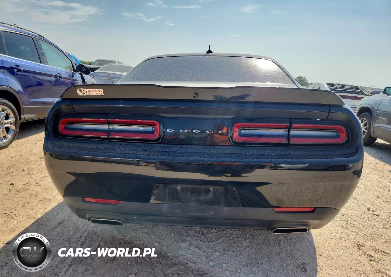 2018 Dodge Challenger Sxt VIN:2C3CDZAG1JH322150 - 6